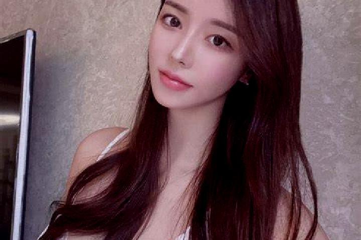 Layla, 21 — Escort in Annae, South Korea
