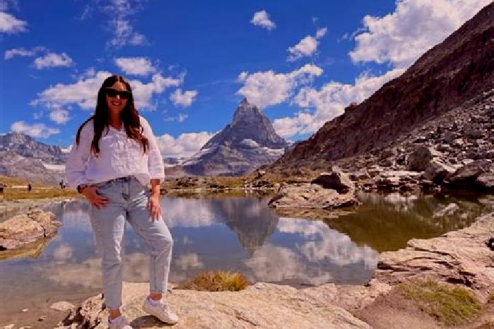 Layla, 21 — Escort in Bellinzona, Switzerland