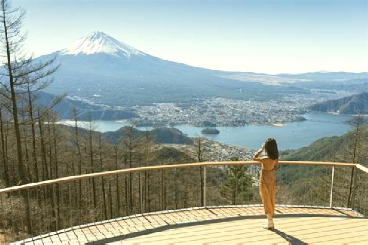 Layla, 21 — Escort in Fuefuki, Japan