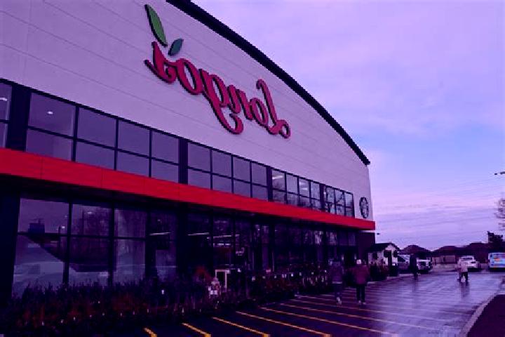 Layla, 21 — Escort in Longos, Philippines