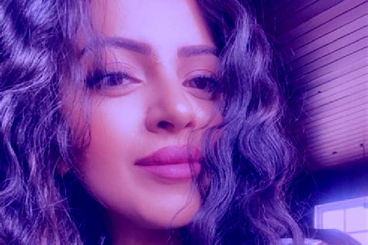 Layla, 21 — Escort in Midelt, Morocco