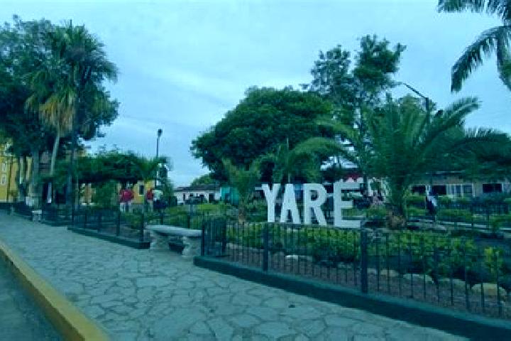 Layla, 21 — Escort in San Francisco de Yare, Venezuela