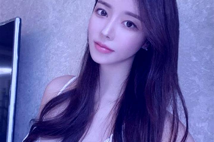 Layla, 21 — Escort in Zhoubai, China