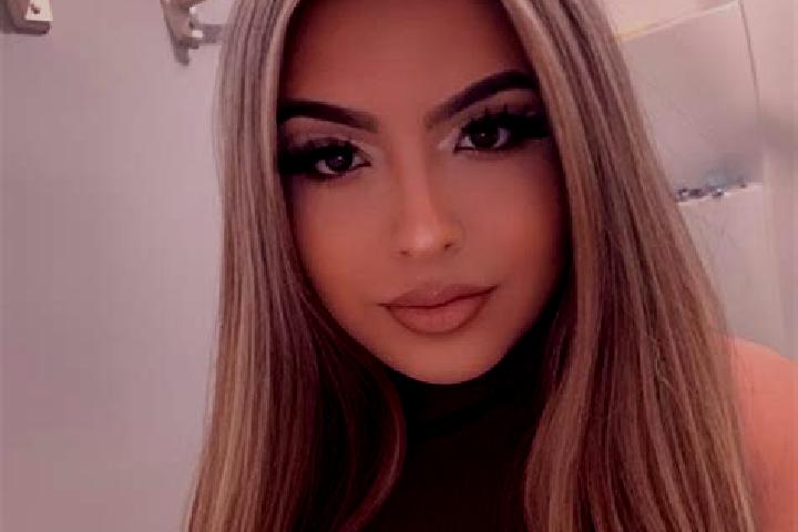 Layla, 22, a auburn blue-eyed mixed companion based in Abu Qalqal. Offering A-Level, Couples, Domination. Available for incall and outcall, day and evening d...