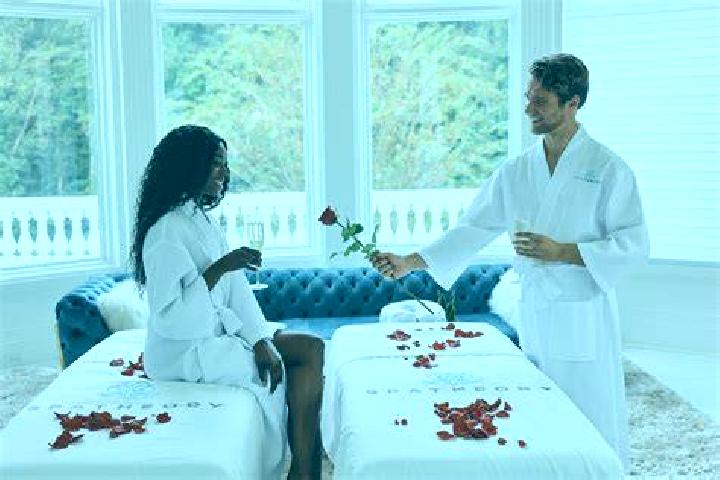 Layla, 22, a brunette brown-eyed ebony companion based in Yachimata. Offering Girlfriend Experience, Prostate Massage, Couples, Massage, Dinner Date. Availab...