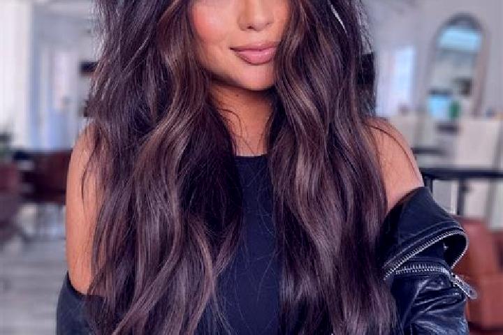Layla, 22, a brunette dark-eyed asian companion based in Taycheedah. Offering Overnight, Duos. Available for incall and outcall, day and evening dates.