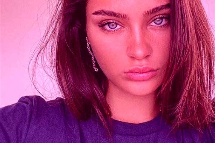 Layla, 22, a brunette dark-eyed middle eastern companion based in Ngori. Offering Deep French Kissing, Erotic Massage, GFE, OWO. Available for incall and out...