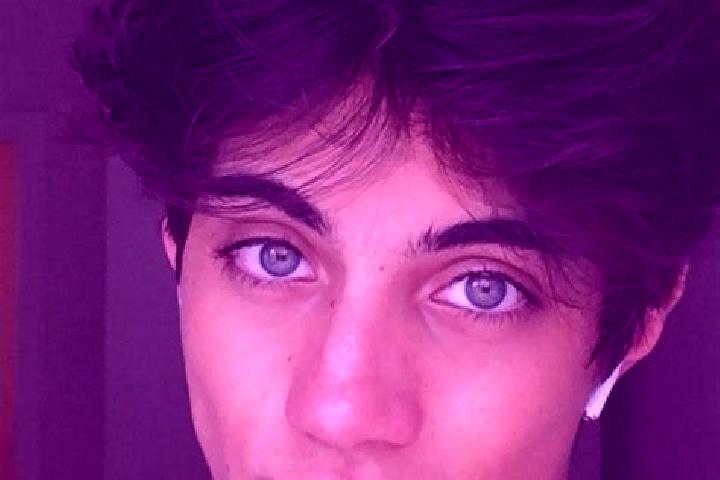 Layla, 22, a chestnut dark-eyed caucasian companion based in Raubsville. Offering Couples, Dinner Date, OWO, GFE, Deep French Kissing. Available for incall a...