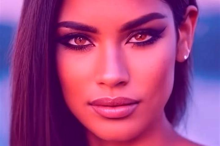Layla, 22, a dark blonde green-eyed latina companion based in Morfasso. Offering Dinner Date, Prostate Massage, Deep French Kissing. Available for incall and...