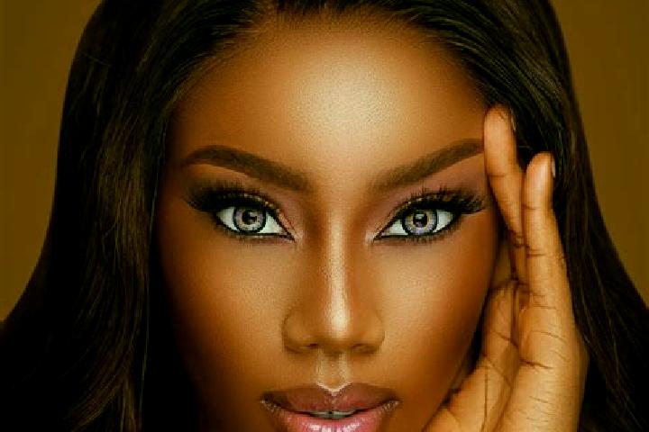 Layla, 22, a red blue-eyed ebony companion based in Mszczonow. Offering Travel Companion, Domination, Deep French Kissing, Striptease. Available for incall a...