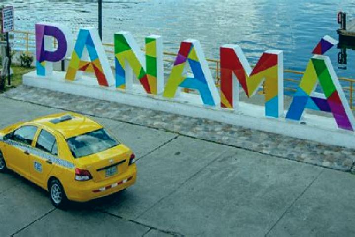 Layla, 22 — Escort in La Palma, Panama