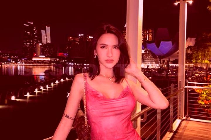 Layla, 22 — Escort in The Entrance, Australia