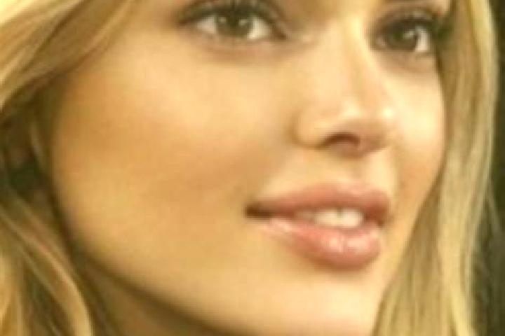 Layla, 23, a blonde brown-eyed latina companion based in Ventoso. Offering Party Girl, Dinner Date, Overnight, GFE. Available for incall and outcall, day and...