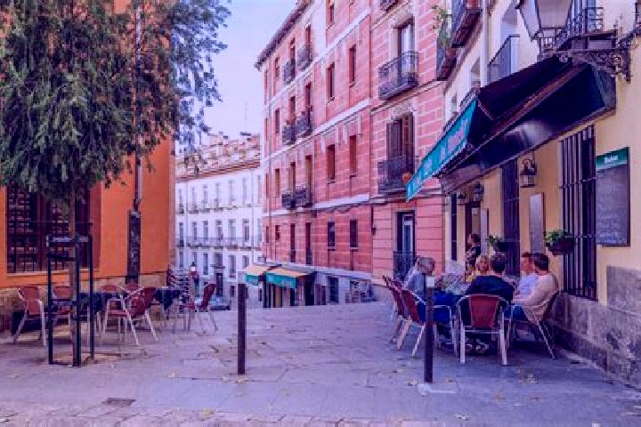 Layla, 23 — Escort in Fuente del Berro, Spain