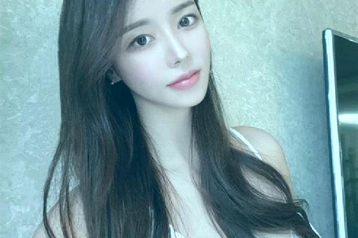 Layla, 23 — Escort in Nanshu, China