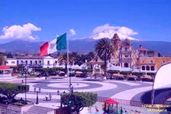 Layla, 23 — Escort in Ozumba de Alzate, Mexico