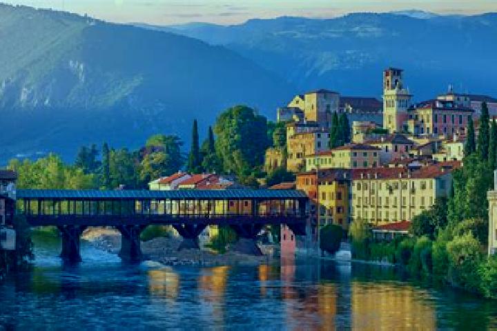 Layla, 23 — Escort in Paderno del Grappa, Italy