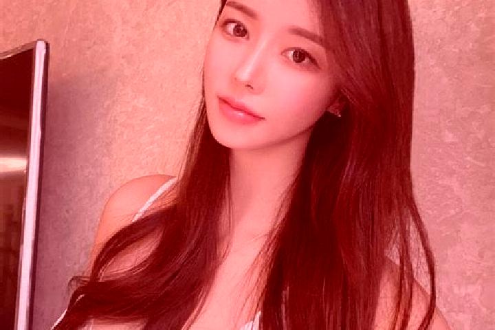 Layla, 24 — Escort in Devrekani, Turkey