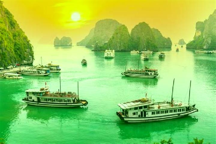 Layla, 24 — Escort in Ha Long, Vietnam