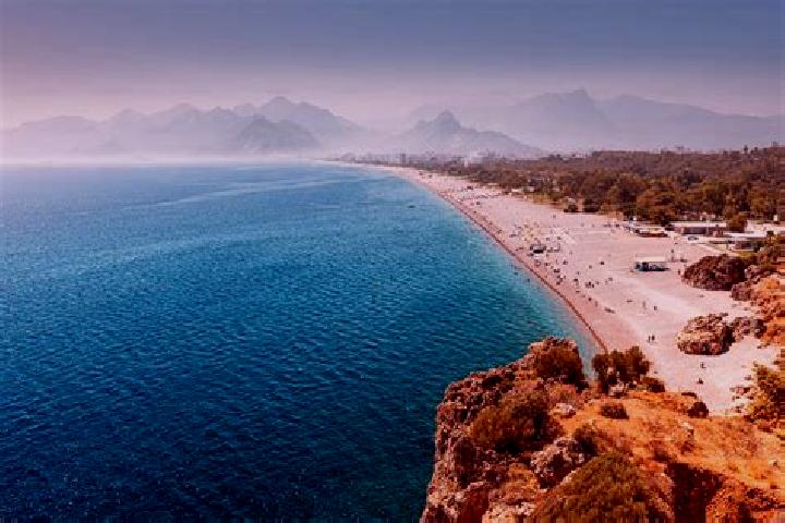 Layla, 24 — Escort in Konyaalti, Turkey