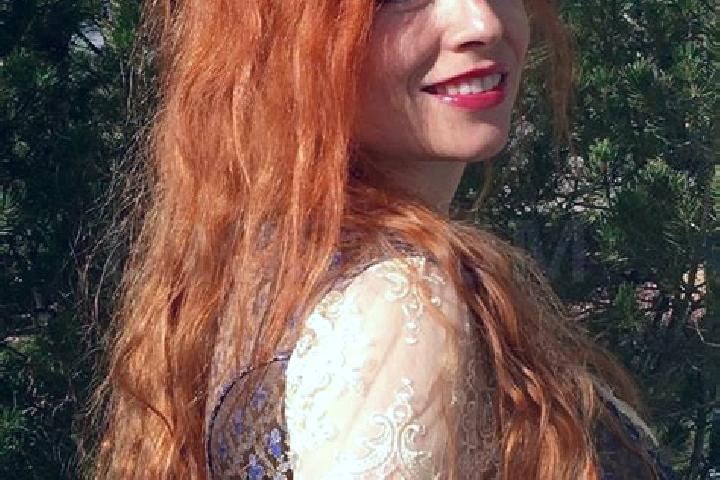 Layla, 25, a auburn blue-eyed european companion based in San Diego Linares. Offering Tantra, Travel Companion, CIM, Dinner Date. Available for incall and ou...