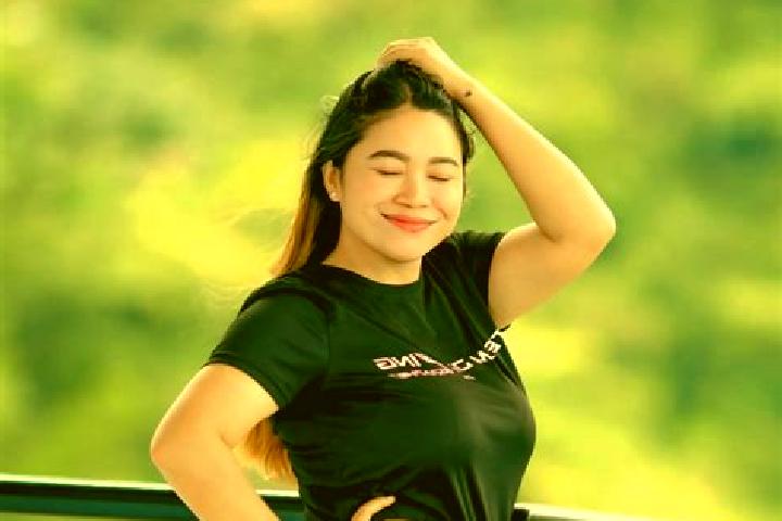 Layla, 25 — Escort in Basdiot, Philippines