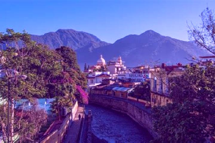 Layla, 25 — Escort in Cerro Guzman, Mexico