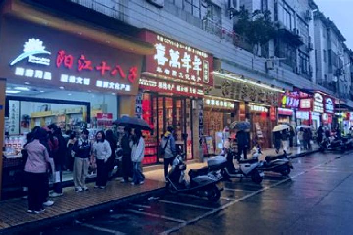 Layla, 25 — Escort in Meiyuan Xincun, China