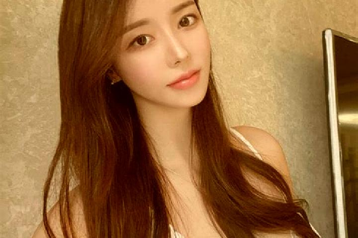 Layla, 25 — Escort in Zhuanqukou, China