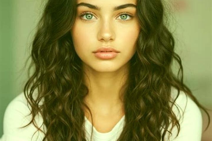 Layla, 26, a auburn hazel-eyed mediterranean companion based in Malomykolayivka. Offering Travel Companion, Fetish, CIM. Available for incall and outcall, da...