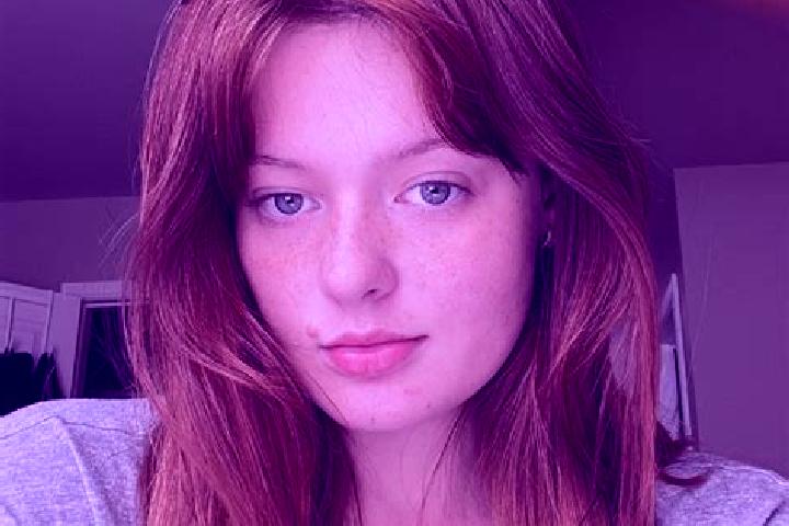 Layla, 26, a auburn hazel-eyed mixed companion based in Kettenis. Offering GFE, Dinner Date, Domination, Fetish. Available for incall and outcall, day and ev...