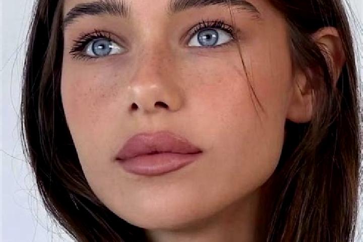Layla, 26, a brunette brown-eyed indian companion based in Cento. Offering Duos, Massage, Couples, Girlfriend Experience. Available for incall and outcall, d...