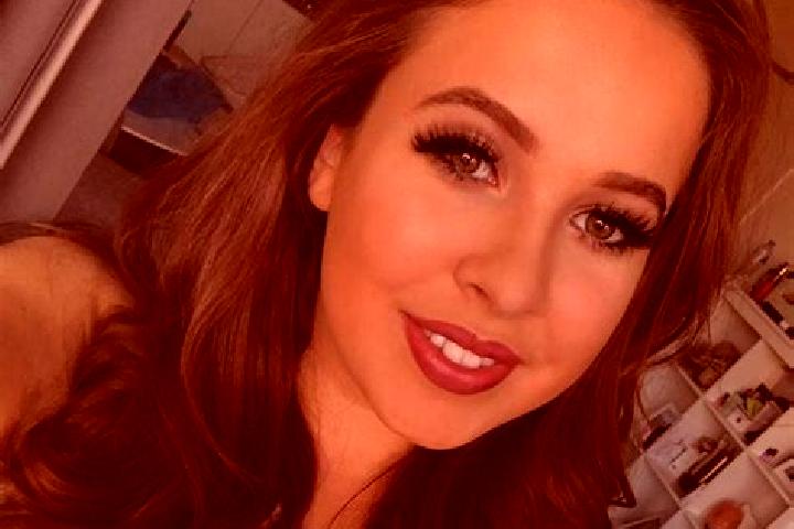 Layla, 26, a brunette hazel-eyed mixed companion based in Tocos do Moji. Offering Couples, Roleplay, BDSM, Domination. Available for incall and outcall, day ...