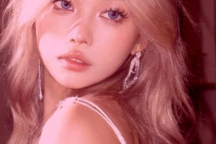 Layla, 26, a dark blonde blue-eyed asian companion based in Luhy. Offering 69, Fetish, A-Level. Available for incall and outcall, overnight bookings available.