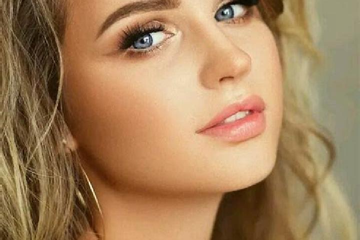 Layla, 26, a dark blonde blue-eyed caribbean companion based in Dunaszentgyorgy. Offering BDSM, Massage, Domination, Couples, Travel Companion. Available for...