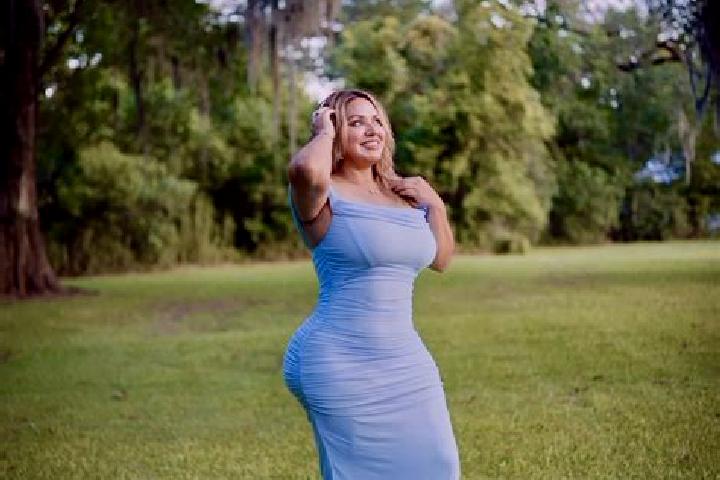 Layla, 26 — Escort in Hornersville, United States