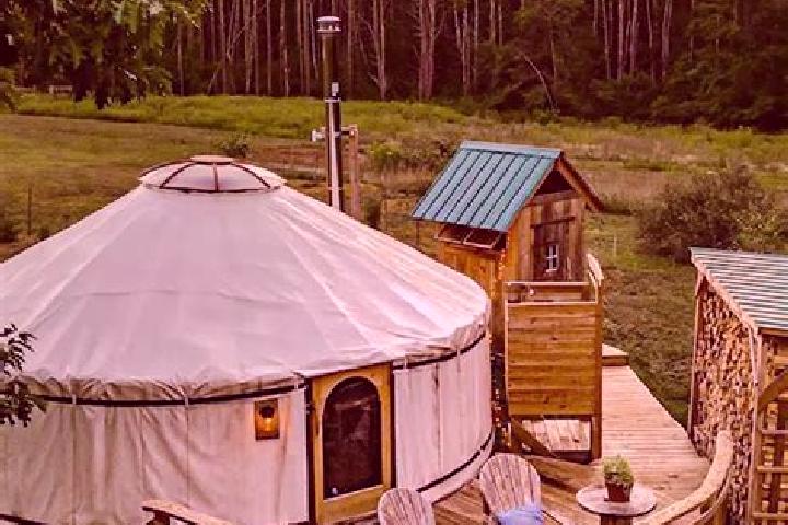 Layla, 26 — Escort in Ilaskhan-Yurt, Russia