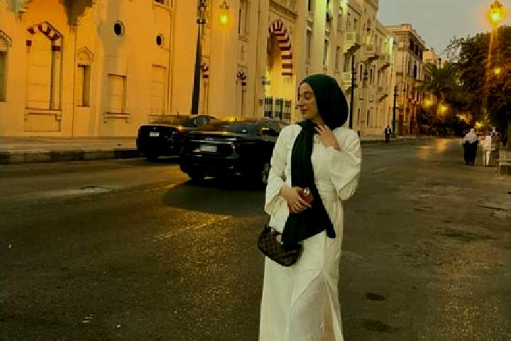 Layla, 26 — Escort in Kirdasah, Egypt