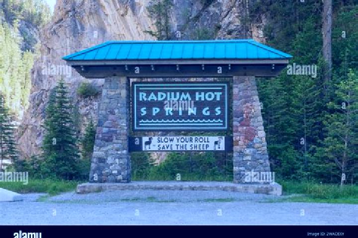 Layla, 26 — Escort in Radium Hot Springs, Canada