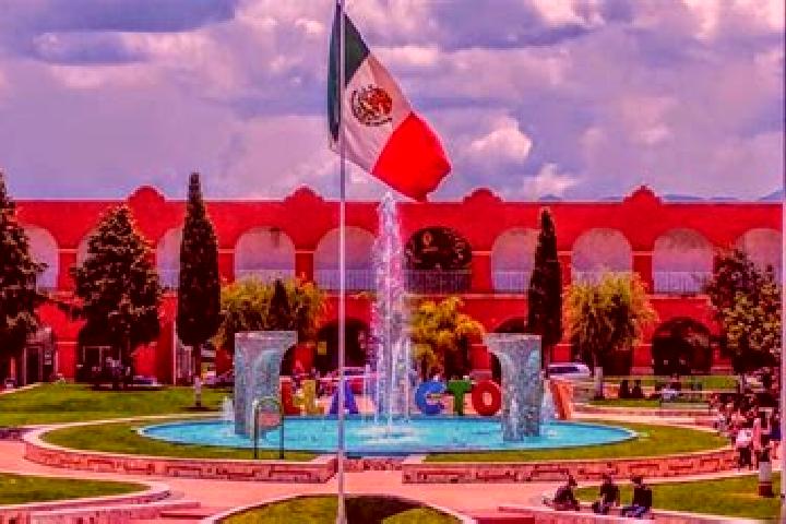 Layla, 26 — Escort in Turcio Primera Seccion, Mexico