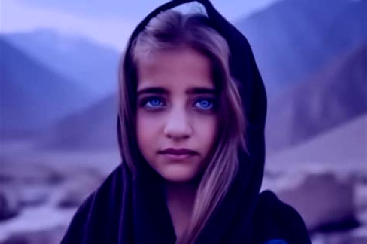 Layla, 27, a blonde amber-eyed middle eastern companion based in Eden. Offering Tantra, 69, GFE, CIM, Striptease. Available for incall and outcall, overnight...