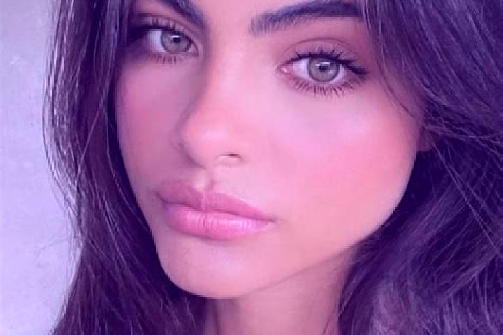 Layla, 27, a brunette dark-eyed middle eastern companion based in Florstadt. Offering Fetish, 69, Prostate Massage. Available for incall and outcall, overnig...
