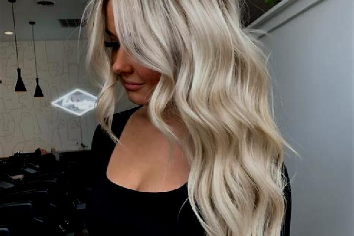 Layla, 27, a platinum blonde brown-eyed middle eastern companion based in Conselheiro Pena. Offering Erotic Massage, Deep French Kissing, Domination, Fetish....