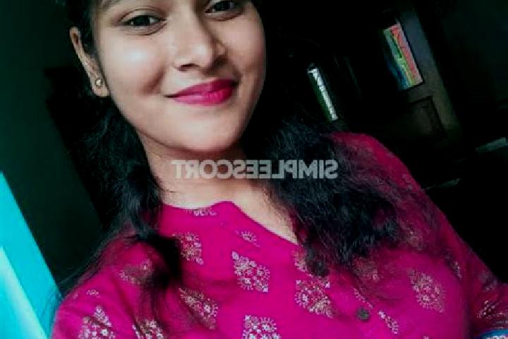 Layla, 27 — Escort in Hosur, India