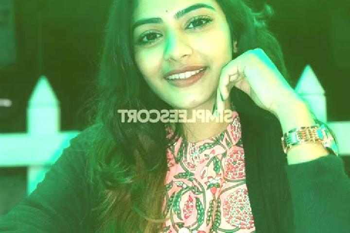 Layla, 27 — Escort in Raebareli, India