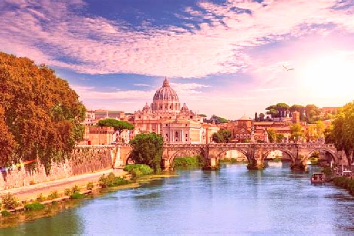 Layla, 27 — Escort in Verdellino, Italy
