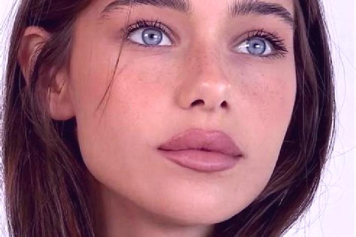 Layla, 28, a auburn blue-eyed mediterranean companion based in Ar Radisiyah Qibli. Offering Travel Companion, 69, Tantra, Deep French Kissing, Party Girl. Av...
