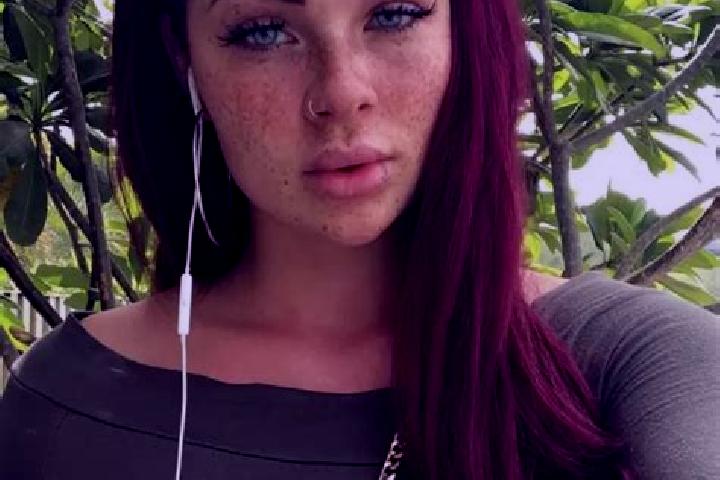 Layla, 28, a red dark-eyed european companion based in Milton. Offering A-Level, GFE, Erotic Massage. Available for incall and outcall, day and evening dates.