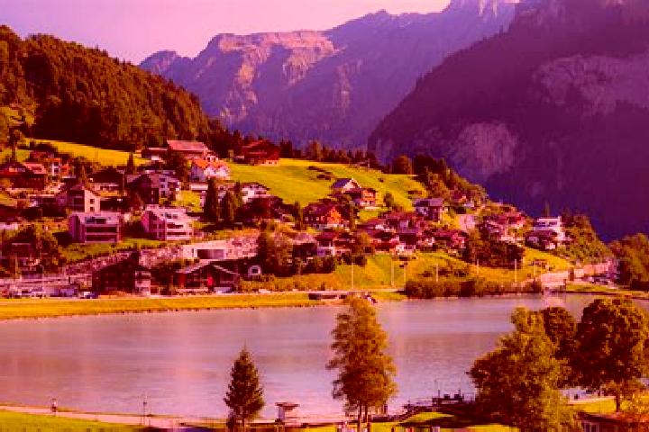Layla, 28 — Escort in Bauen, Switzerland