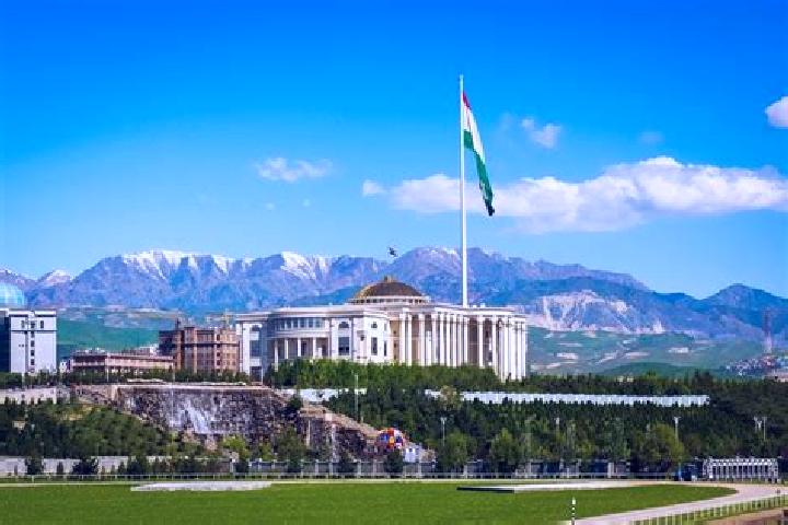 Layla, 28 — Escort in Bokhtar, Tajikistan